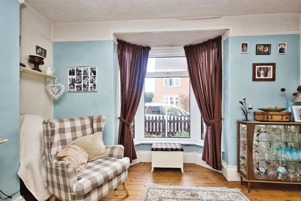 Property photo 3 of 19