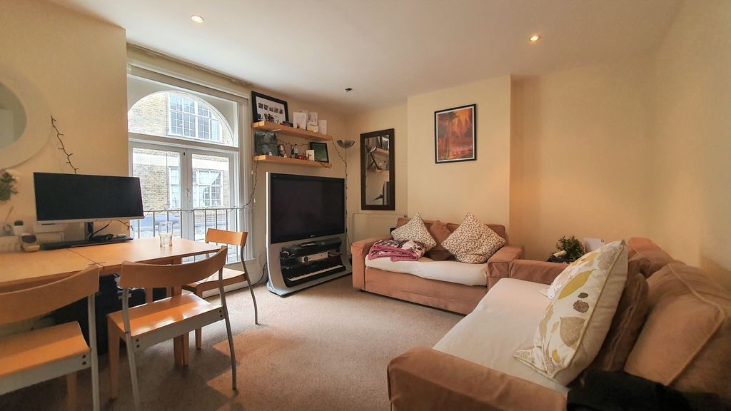 Property photo 1 of 7 Conduit Place, Paddington W2