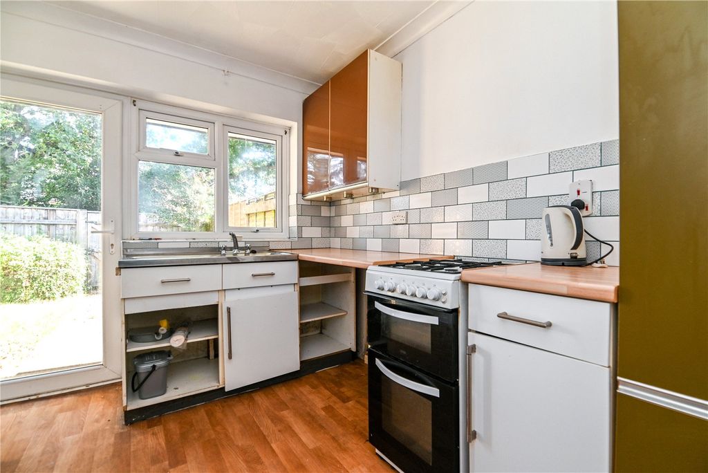 Property photo 2 of 15 Picture No. 05