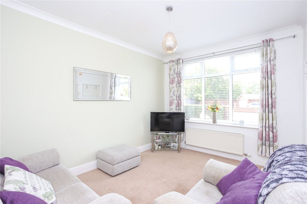 Property photo 3 of 26 Picture No. 13