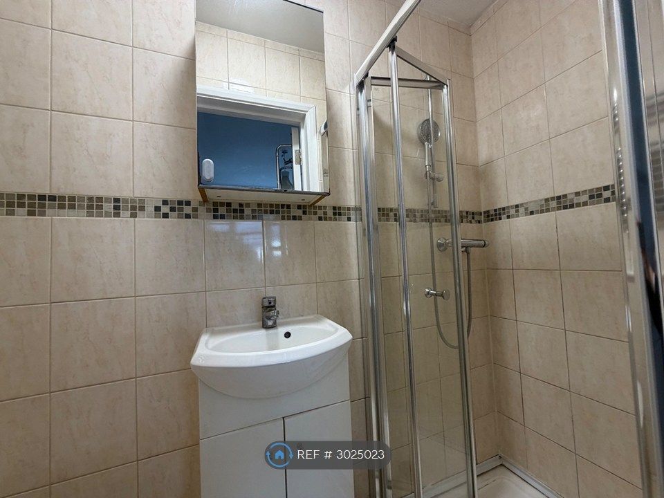 Property photo 3 of 3