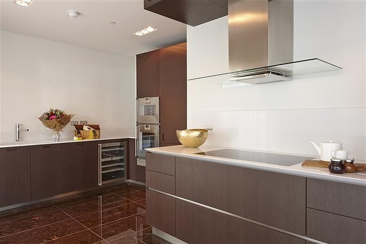 Property photo 2 of 6 Kitchen
