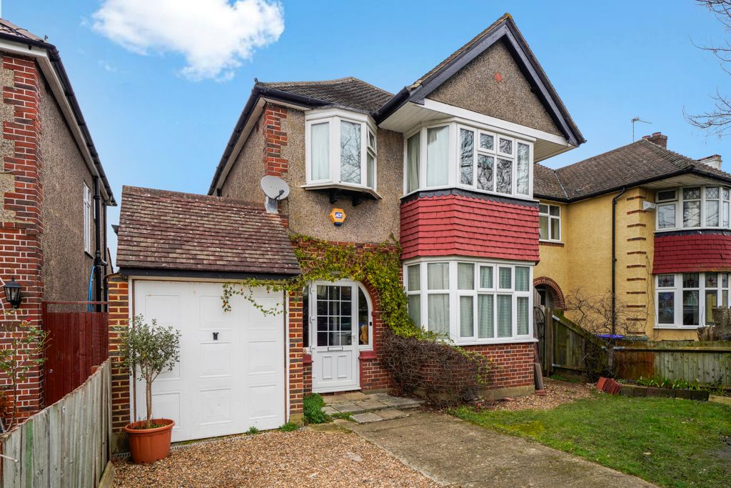 Property photo 1 of 18