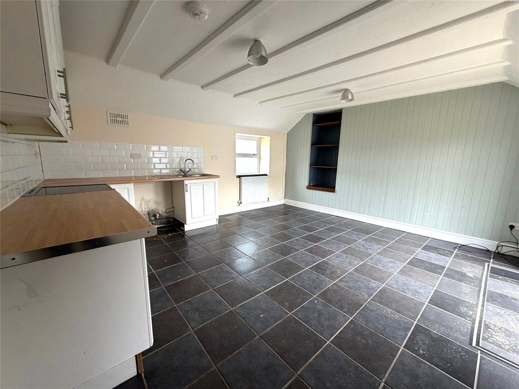 Property photo 3 of 11 Picture No. 04