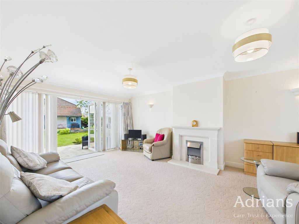 Property photo 3 of 15