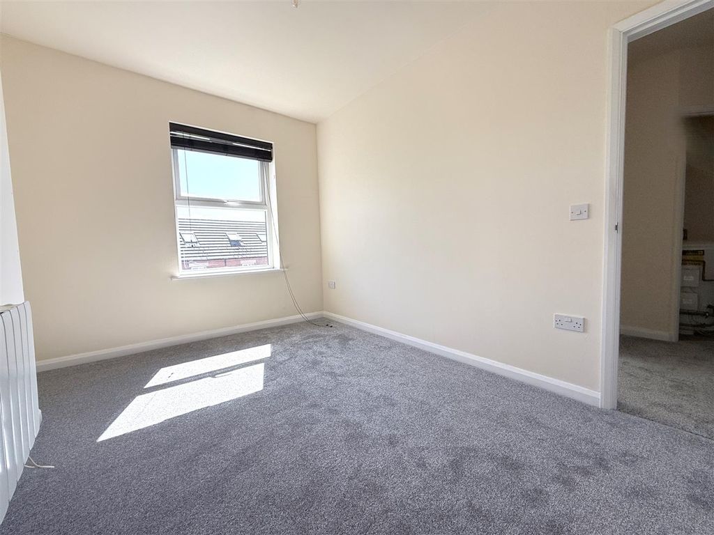 Property photo 3 of 10 Img_3427.Jpg