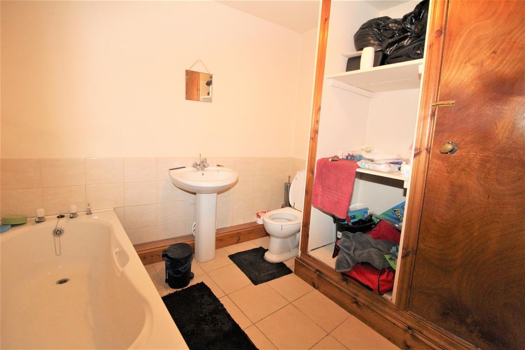 Additional image 7 of 3 bed flat for saleLittle Bedford Street, North Shields NE29