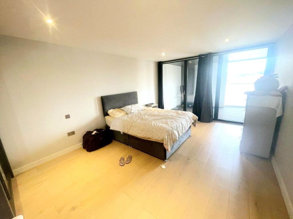 Property photo 3 of 6 Picture No. 10