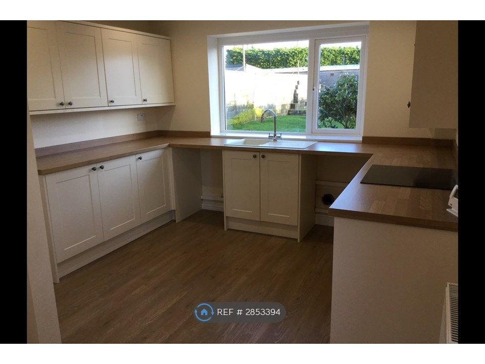 Property photo 2 of 7 Kitchen With Lots Of Units