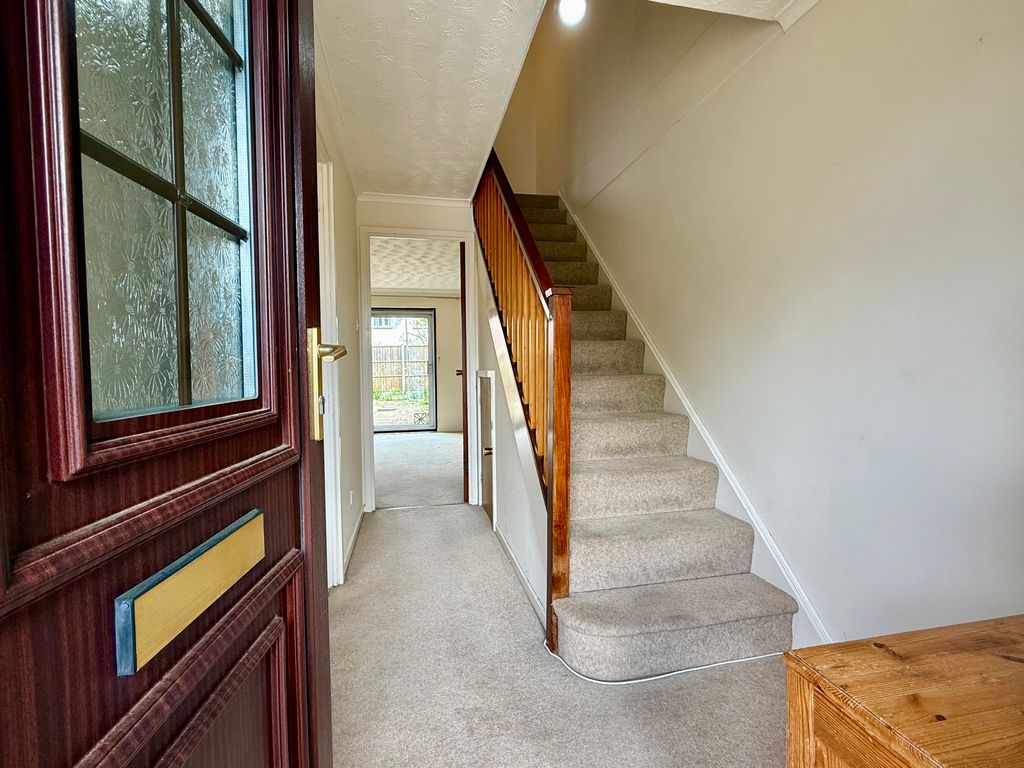 Property photo 3 of 10 Img_0742