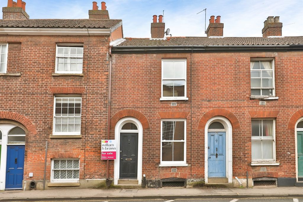 Property photo 1 of 18