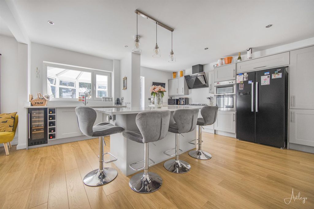 Property photo 3 of 22 Open Plan Kitchen