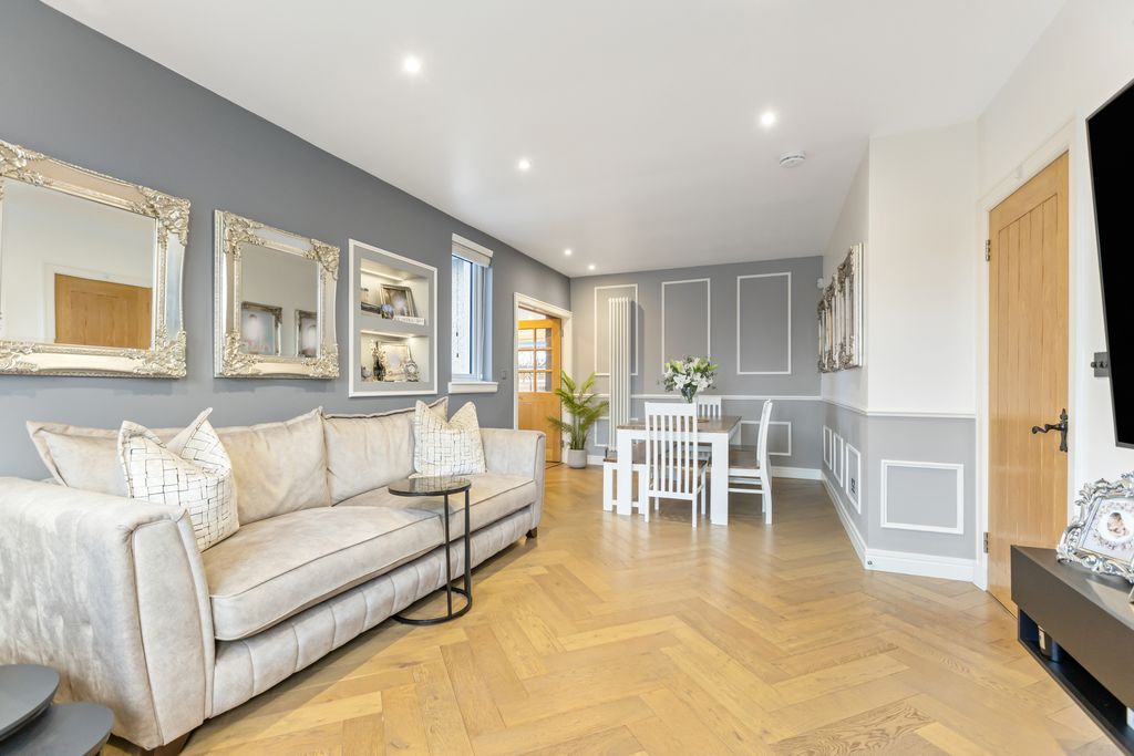 Property photo 3 of 19 Property Image 3