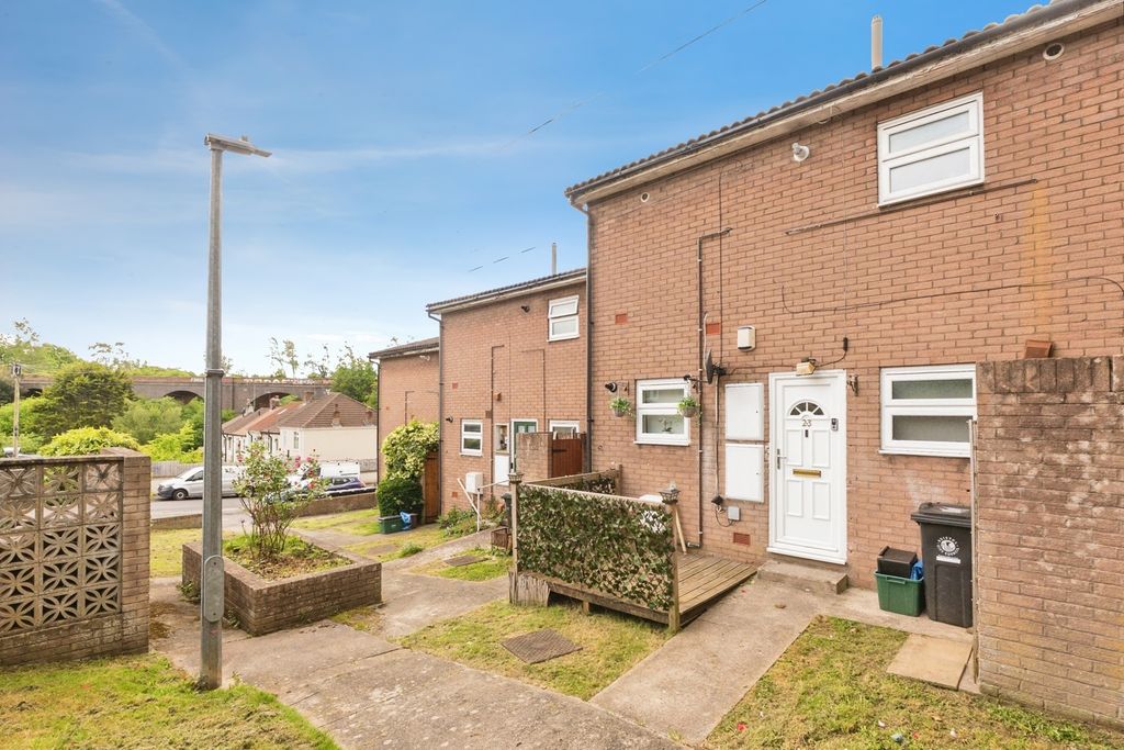 Property photo 1 of 20 Pbox-Img.Jpg