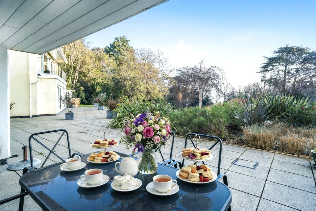 Property photo 3 of 15 Picture No. 38