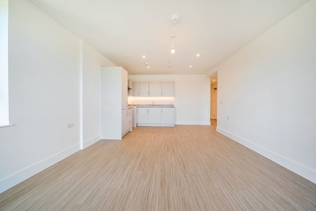 Property photo 2 of 11 Picture No. 05