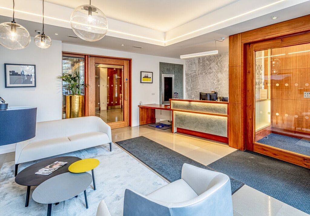 Property photo 3 of 14 Lobby-2.Jpg
