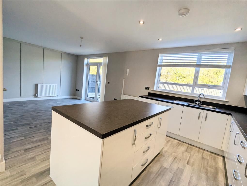 Property photo 2 of 16 Kitchen/ Dining/ Family Room