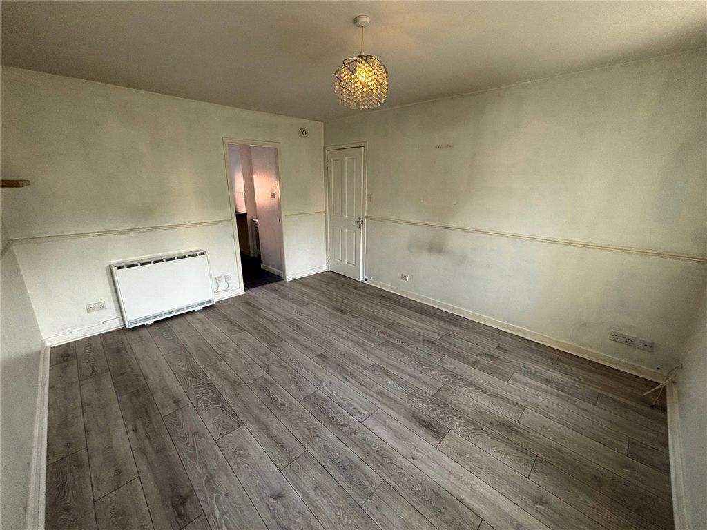 Property photo 2 of 9 Picture No. 08