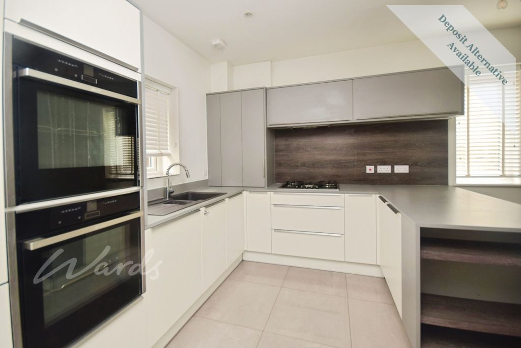 Property photo 2 of 13 Kitchen