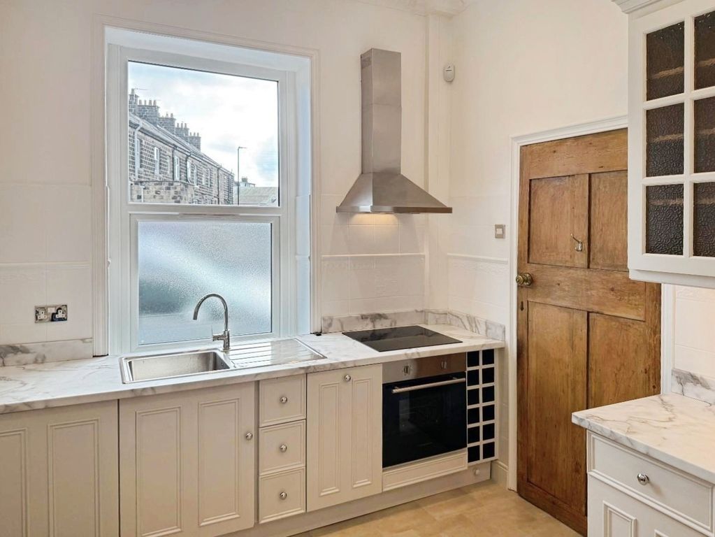 Property photo 2 of 14 Pbox-Img.Jpg
