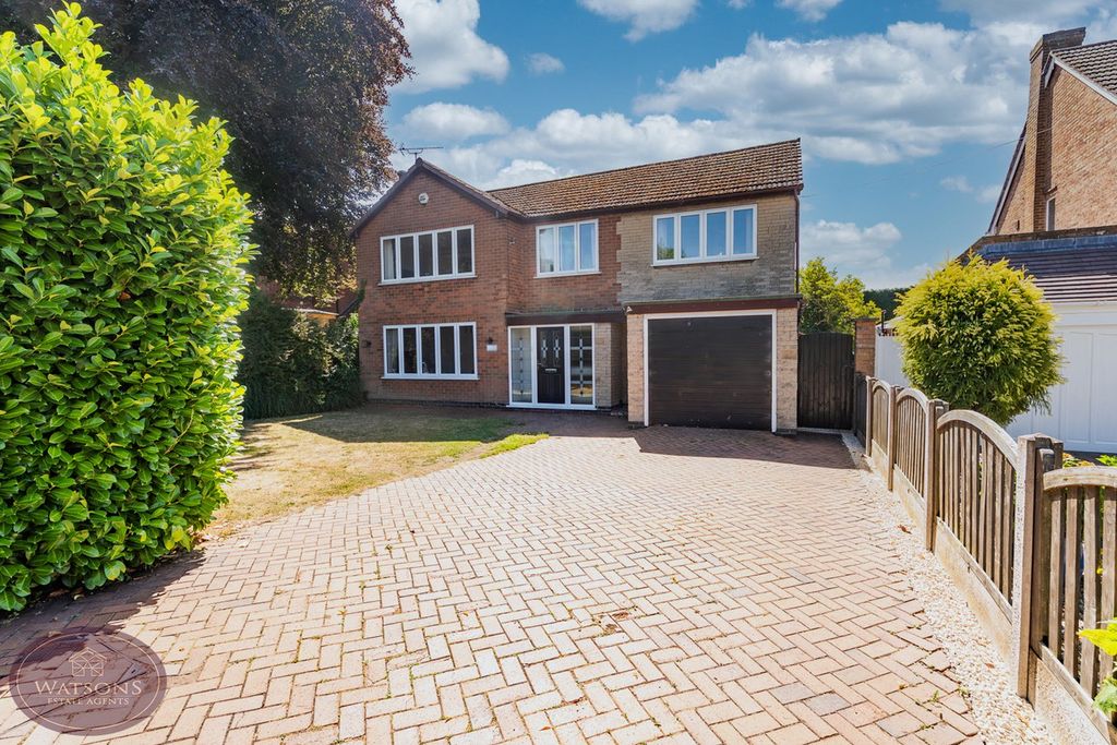 Property photo 1 of 36
