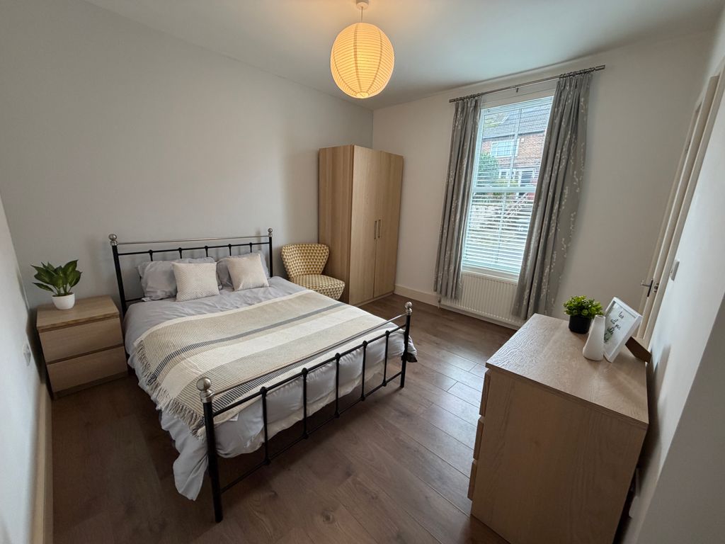 Property photo 1 of 6 Image (8)