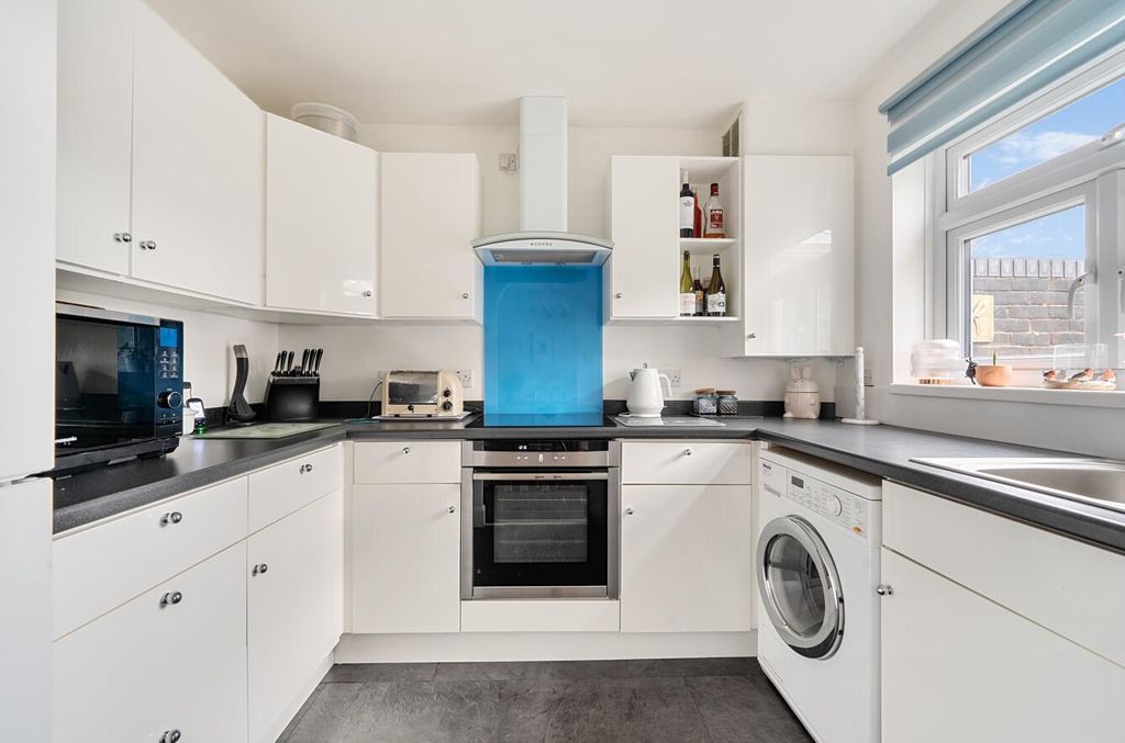 Property photo 3 of 19 1397122-14-6964F7F18F340.Jpg