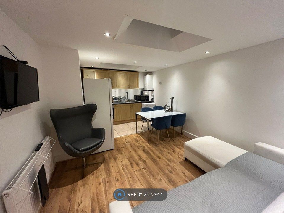 Property photo 1 of 4