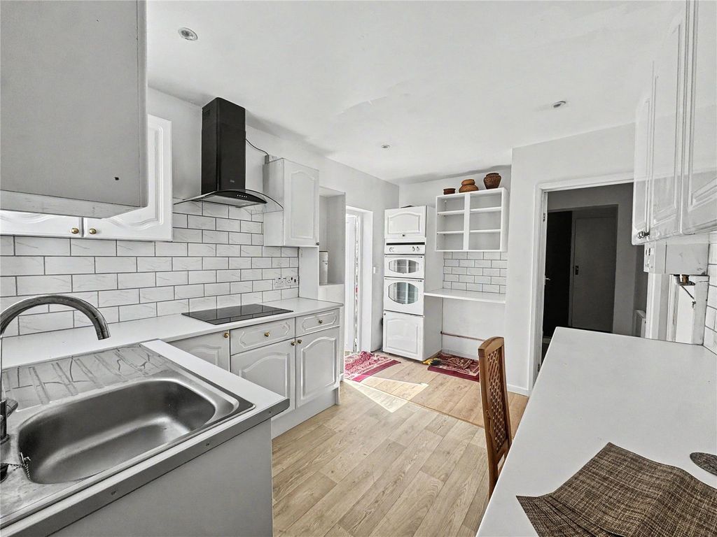 Property photo 2 of 19 Picture No. 20