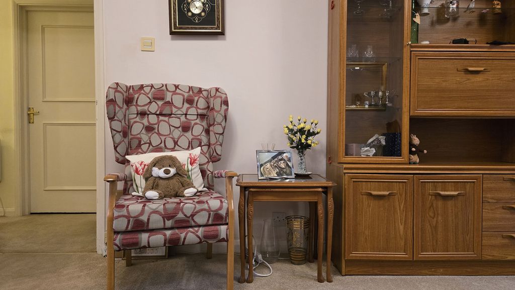 Property photo 2 of 15