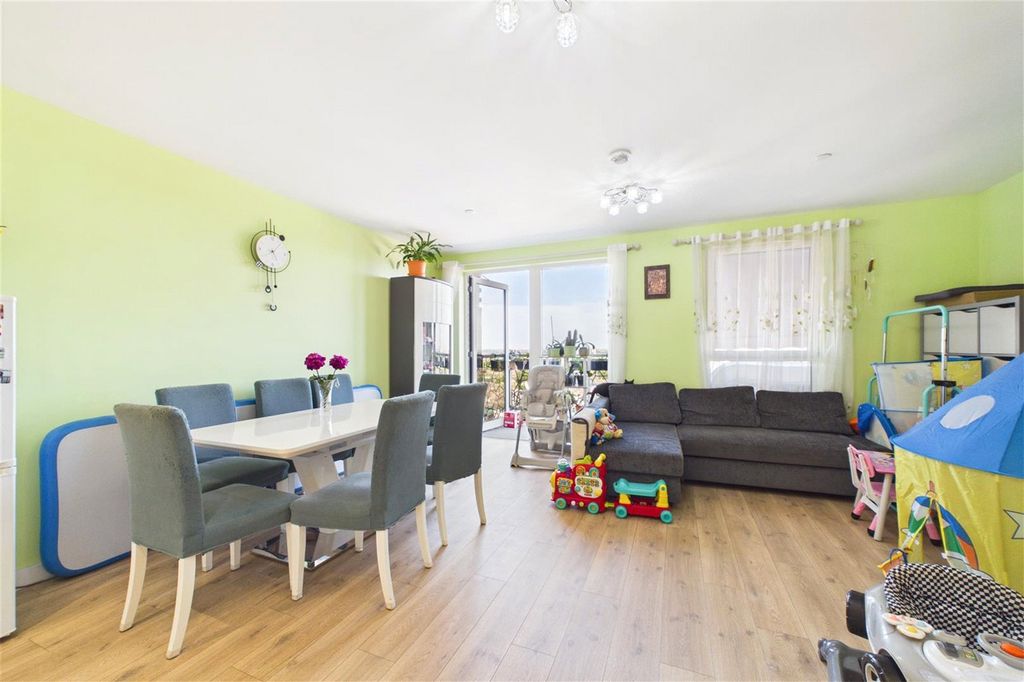Property photo 1 of 16 Picture No. 01