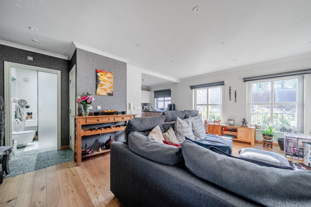 Property photo 2 of 14 Picture No. 05