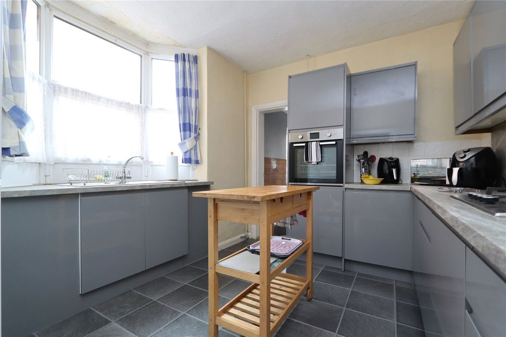 Property photo 2 of 15 Picture No. 08