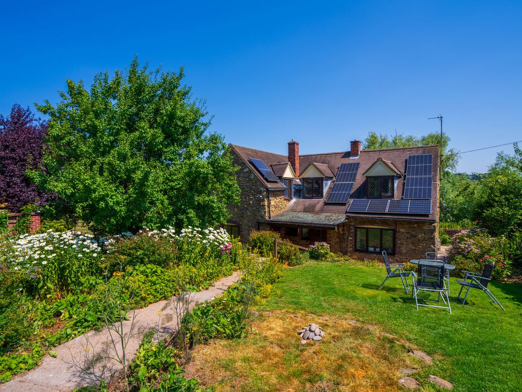 Property photo 1 of 28