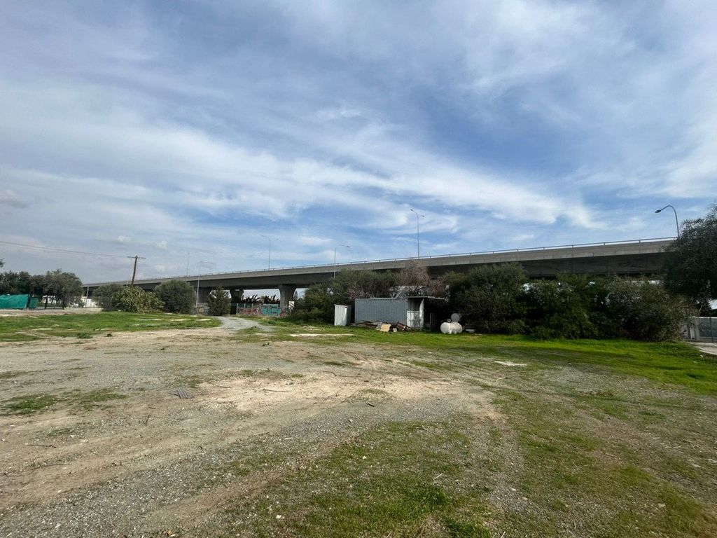 Property photo 3 of 3