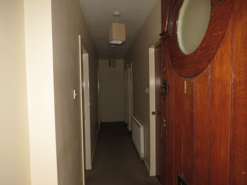 Property photo 2 of 12 Entrance