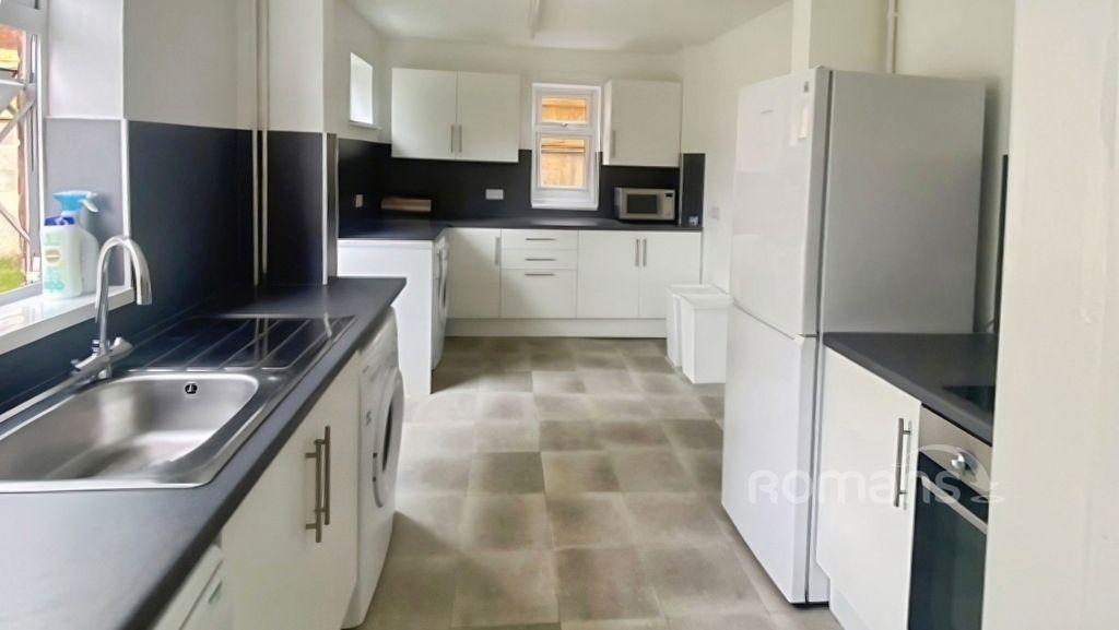 Property photo 3 of 7 Pbox-Img.Png