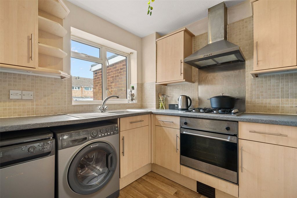 Property photo 2 of 9 Picture No. 08