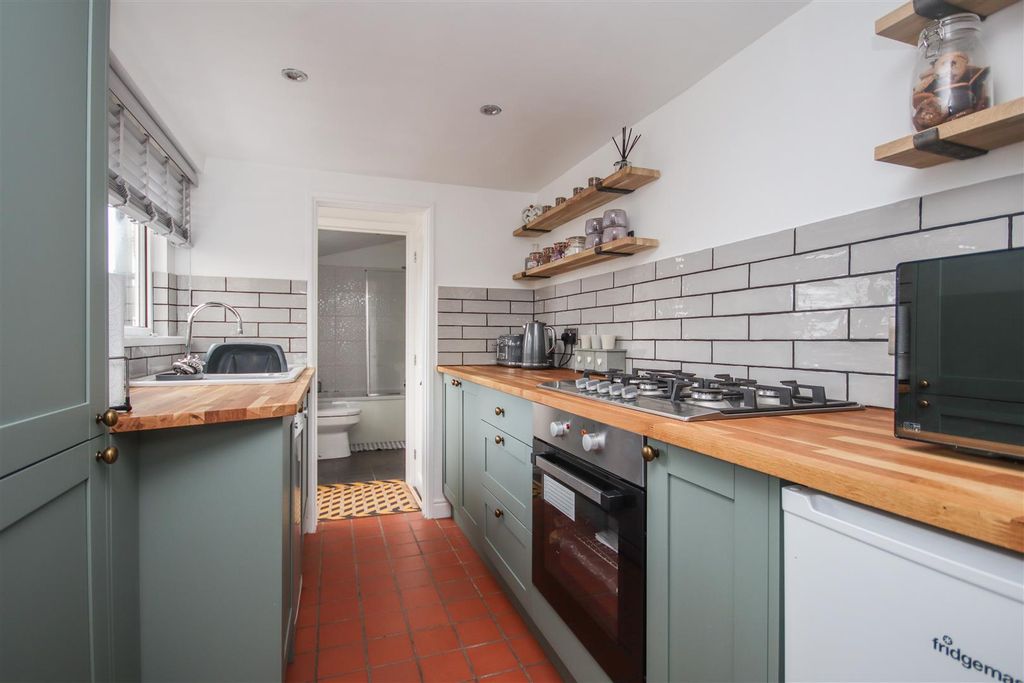 Property photo 2 of 12 Img_1185.Jpg