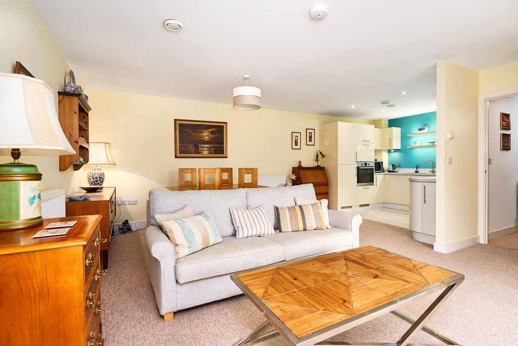 Additional image 10 of 2 bed flat for saleBridge Yard, Bradford-On-Avon BA15