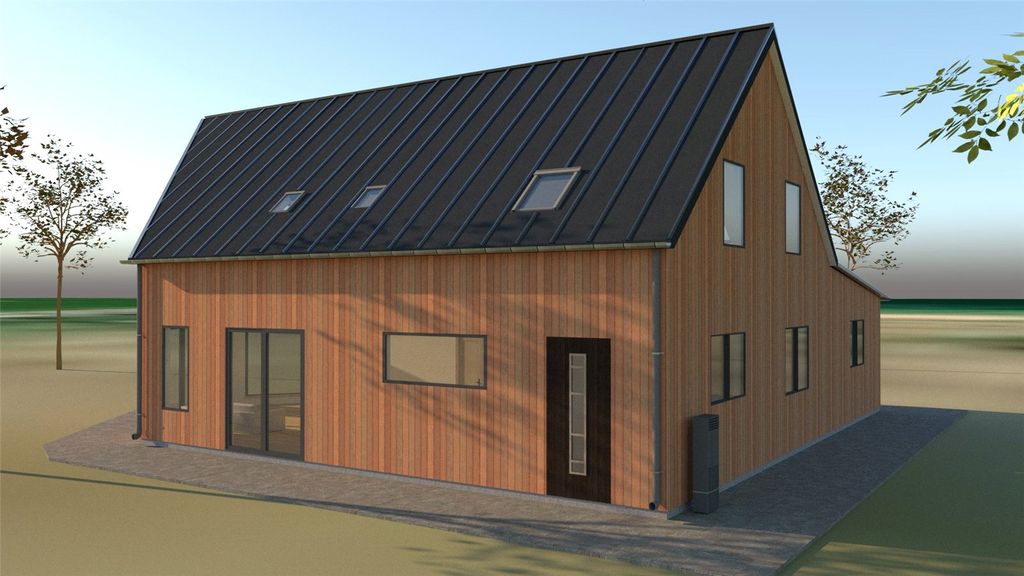 Property photo 2 of 15 South East