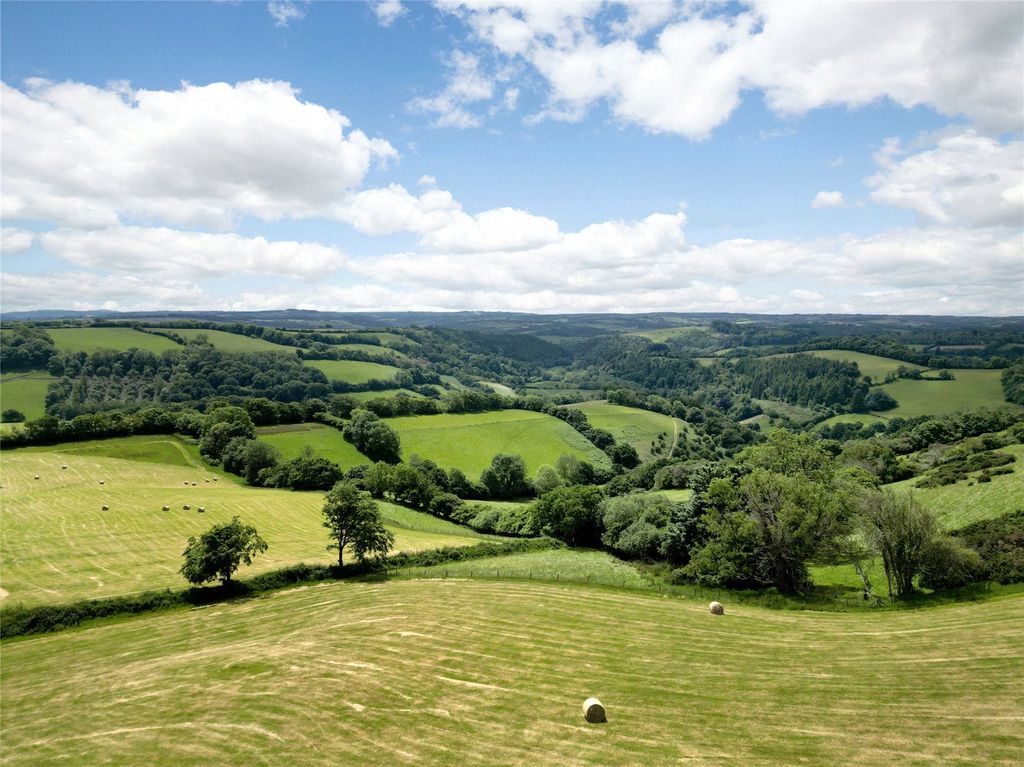 Property photo 1 of 3 Land