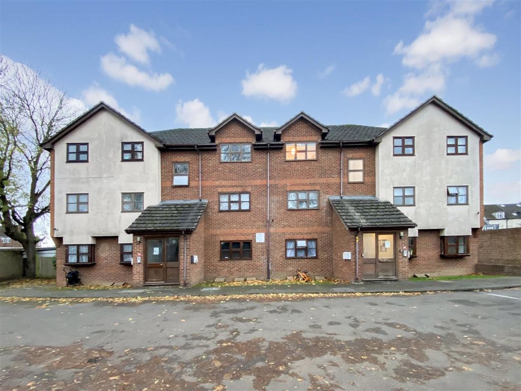 Property photo 1 of 9 Image00019.Jpeg