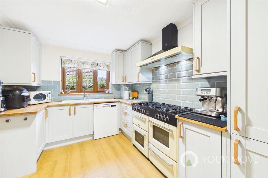 Property photo 3 of 25 Picture No. 03