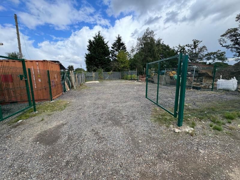 Property photo 1 of 3