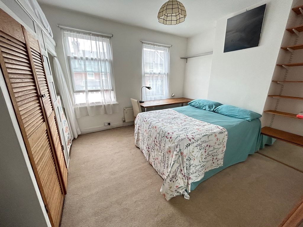 Property photo 1 of 4