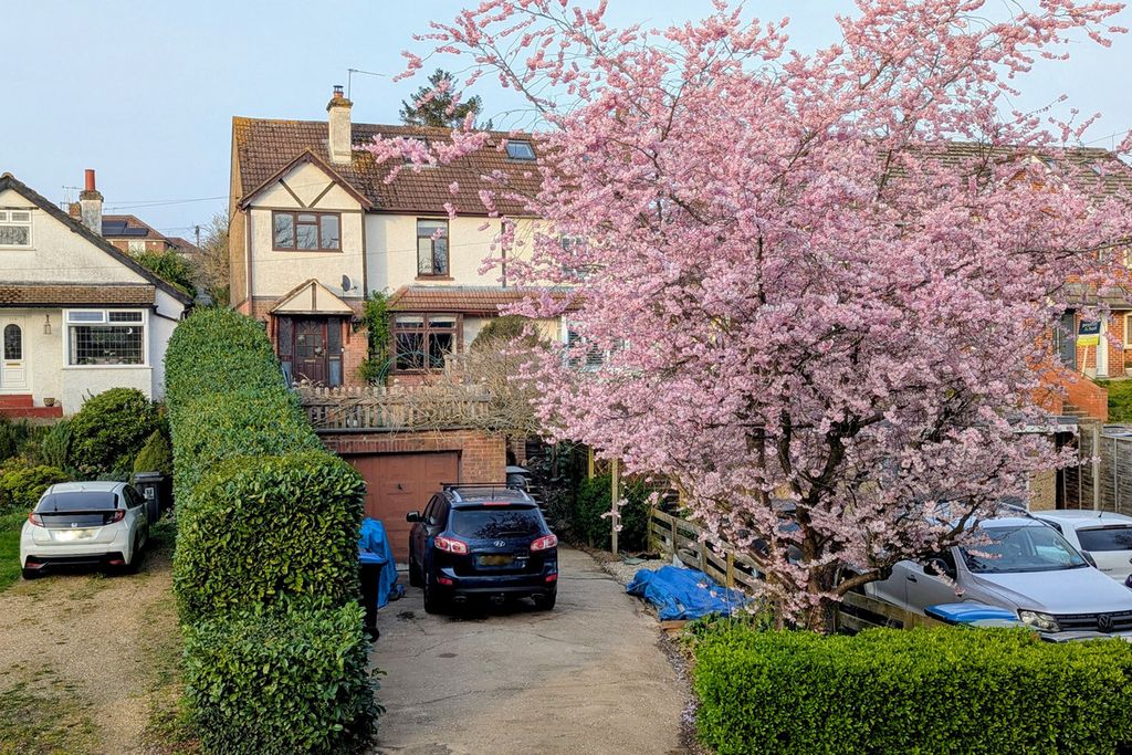 Property photo 1 of 30