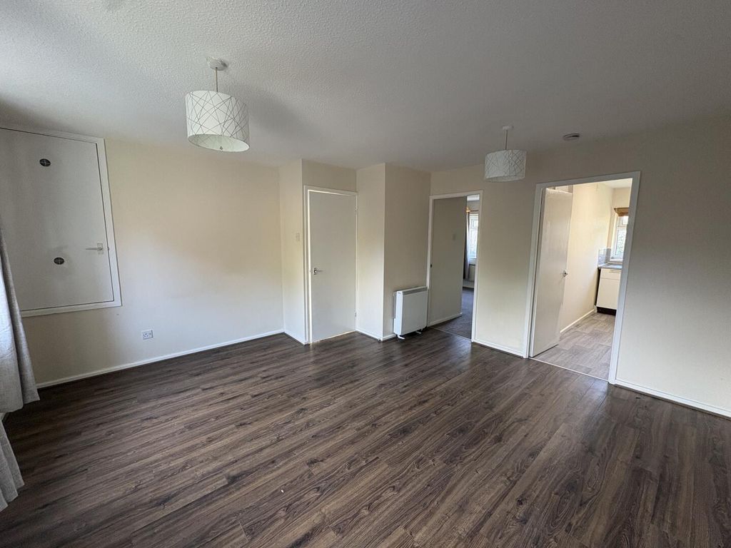 Property photo 3 of 8 Living Room