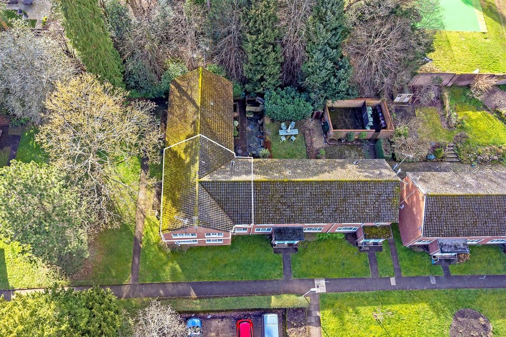 Property photo 2 of 22 20Westminstercourt-5.Jpg